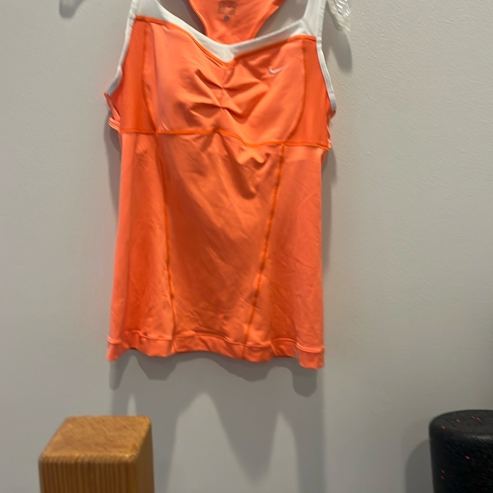 Nike Dri-FIT Orange Athletic Top vintage